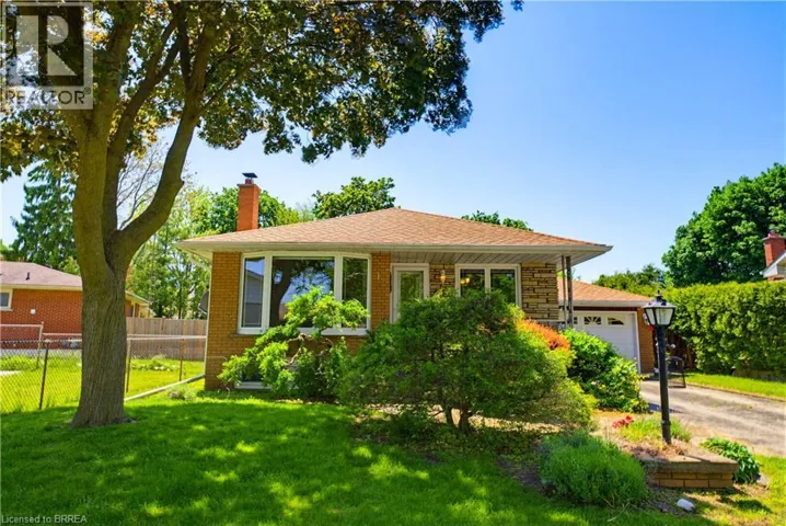 11 MARSHALL Street, Brantford, Ontario N3R3C8