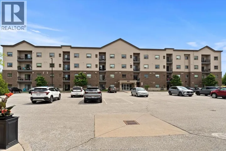 8475 WYANDOTTE STREET Unit# 111, Windsor, Ontario N8S0A4