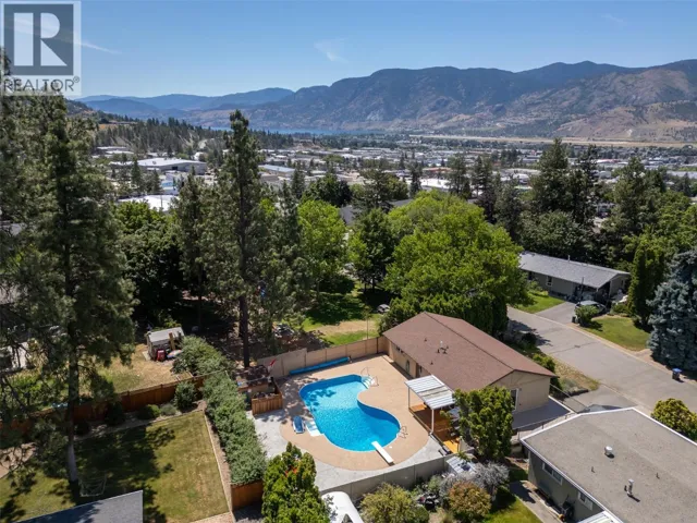 186 Dunant Crescent, Penticton, British Columbia V2A3G2
