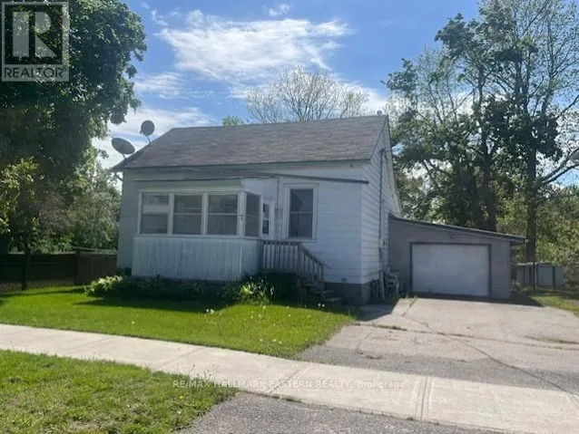 7 EDWARD STREET, Selwyn, Ontario K0L2H0