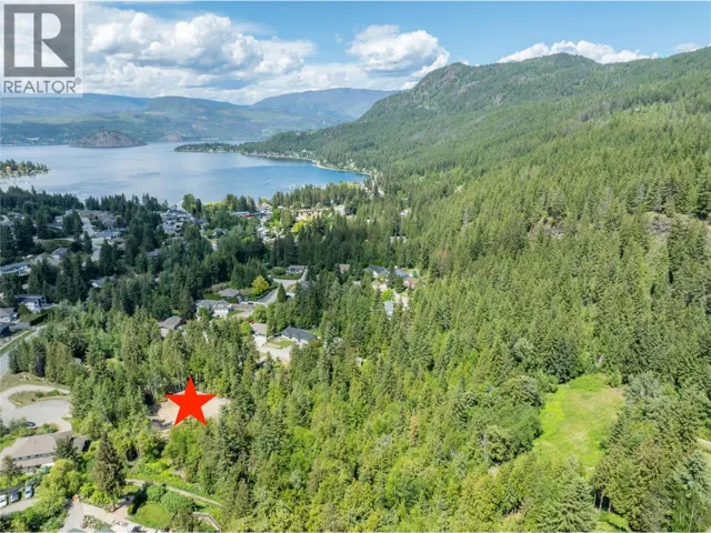 2744 Lake Mount Place, Blind Bay, British Columbia V0E1H1