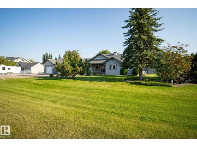19 COUNTRY LN, Stony Plain, Alberta T7Z2L1