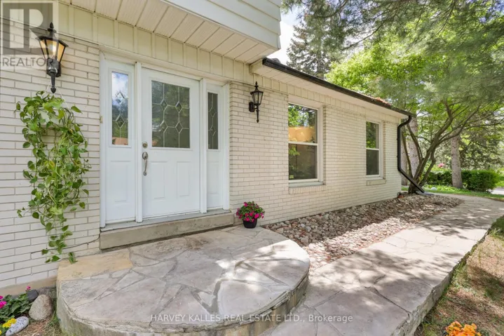 62 ABERFELDY CRESCENT, Markham (German Mills), Ontario L3T4C4