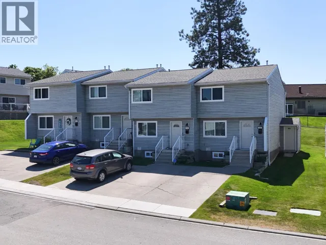 2221 3RD Street N, Cranbrook, British Columbia V1C5G7