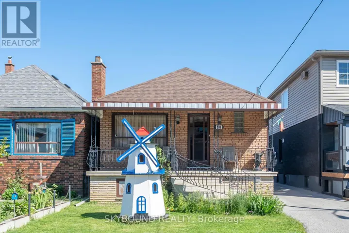 90 YPRES ROAD, Toronto (Keelesdale-Eglinton West), Ontario M6M1P3