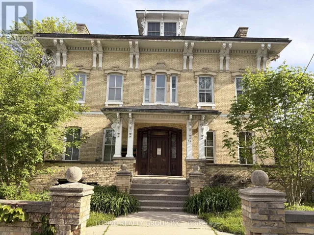 5 - 53 MCCLARY AVENUE, London South (South F), Ontario N6C1P6