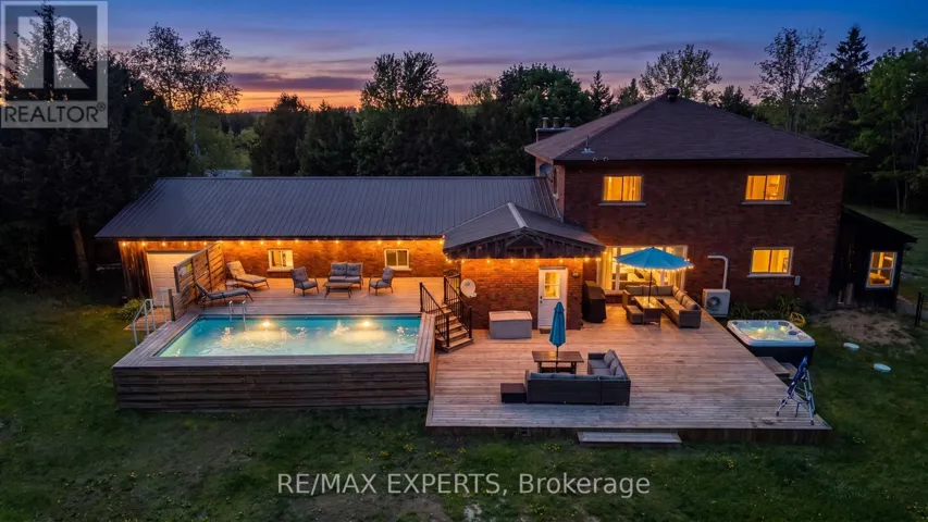 2916 HWY 118E, Bracebridge (Oakley), Ontario P2L1X1