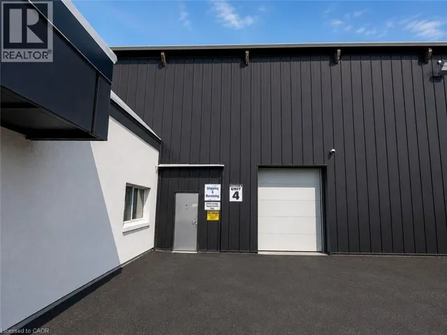 4256 CARROLL Avenue Unit# C4, Niagara Falls, Ontario L2E7J2