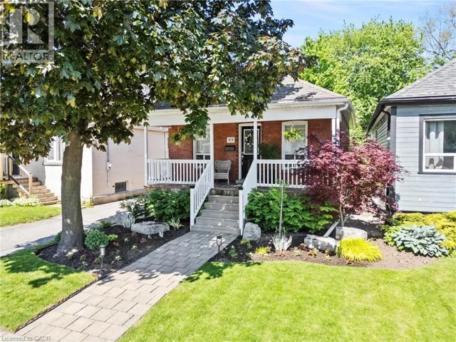 99 EDGEMONT Street N, Hamilton, Ontario L8H4C9