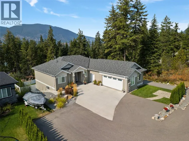 3820 20th Street NE Unit# 12, Salmon Arm, British Columbia V1E0G7