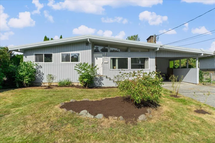 45415 BARTON AVENUE, Chilliwack Proper West, Chilliwack, British Columbia V2P1L1