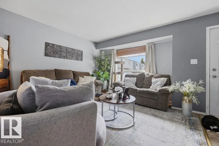 243 DICKINSFIELD CO NW, Edmonton, Alberta T5E5V8
