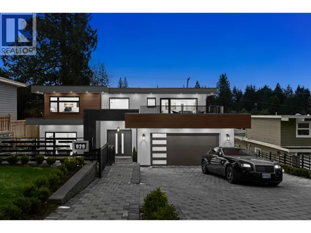 929 CANYON BOULEVARD, North Vancouver, British Columbia V7R2J9