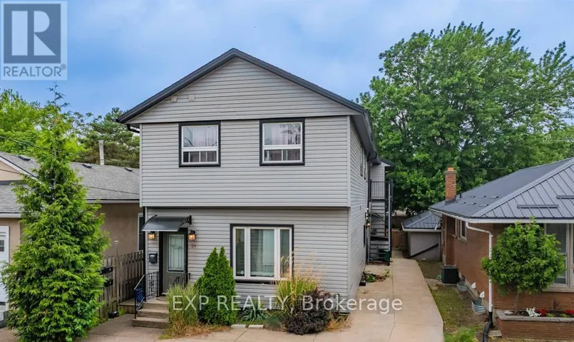 5 - 31 RAYMOND STREET, St. Catharines (Downtown), Ontario L2R2T3