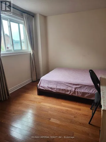 BEDROOM ONE - 123 MCCABE CRESCENT, Vaughan (Lakeview Estates), Ontario L4J2S6