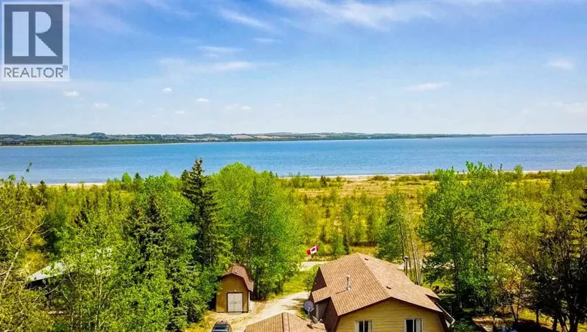 20 Lakeshore Drive, Rural Ponoka County, Alberta T0C2J0