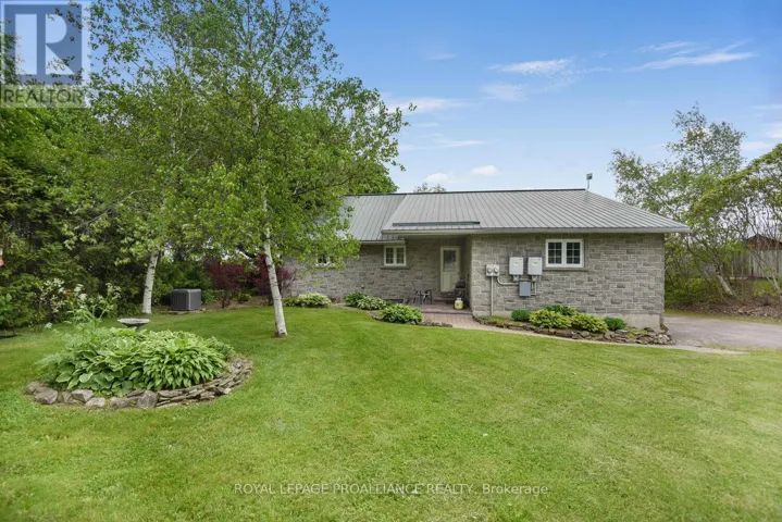 2111 COUNTY ROAD 2 ROAD E, Edwardsburgh/Cardinal, Ontario K0E1T1