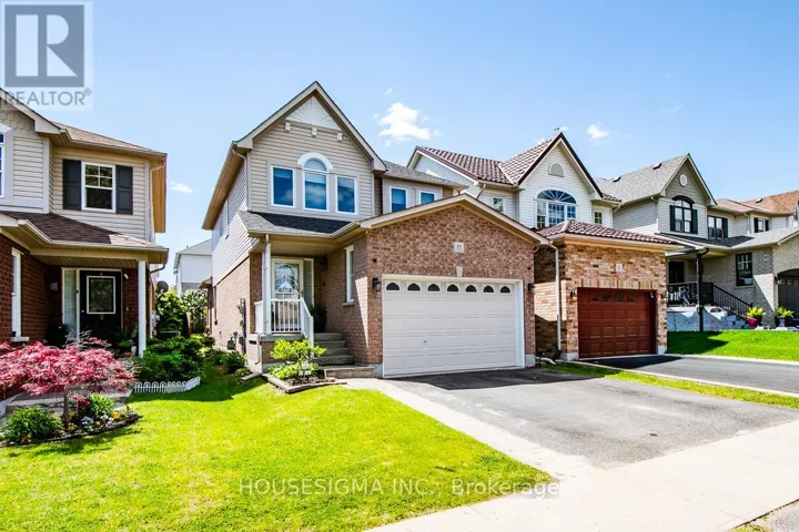 27 STAPLES AVENUE, Clarington (Courtice), Ontario L1E3H3