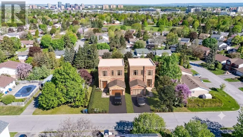 26 MAPLE GROVE ROAD, Ottawa, Ontario K2L2S8