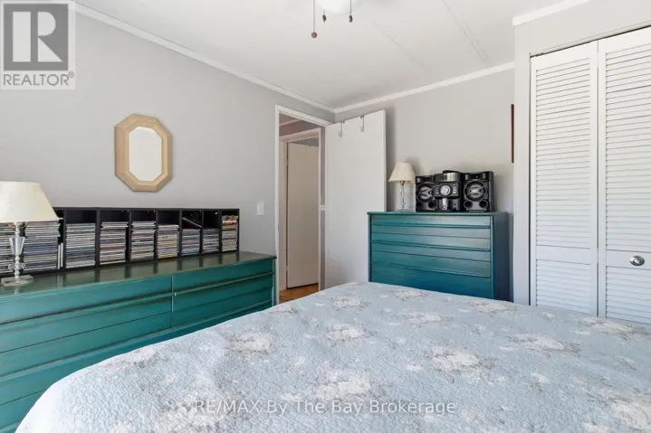 780