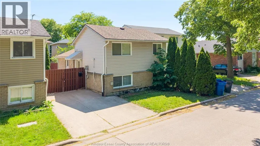 1229 ARNCLIFFE, Windsor, Ontario None