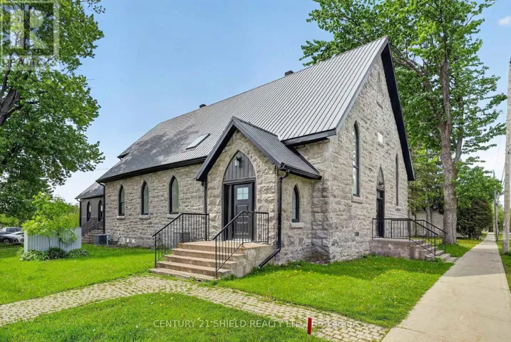 12 MAPLE STREET, South Glengarry, Ontario K0C1N0
