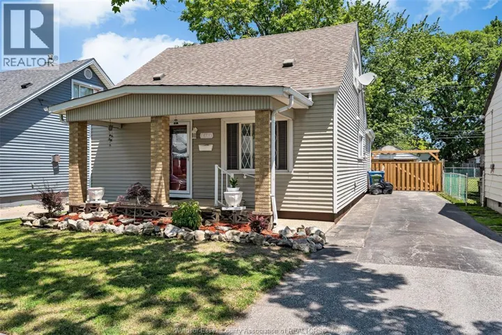 1554 AUBIN ROAD, Windsor, Ontario N8Y4G2