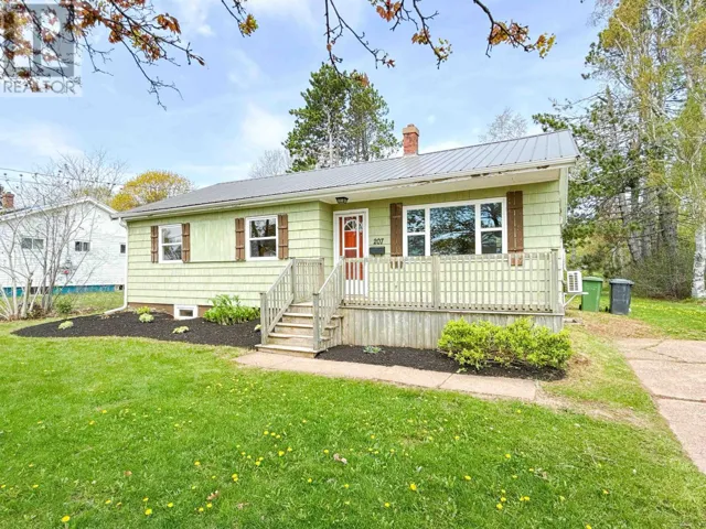 207 Belvedere Avenue, Charlottetown, Prince Edward Island C1A2E2