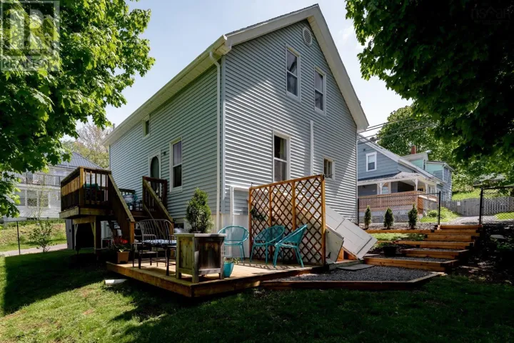 173 Acadia Street, New Glasgow, Nova Scotia B2H4G5
