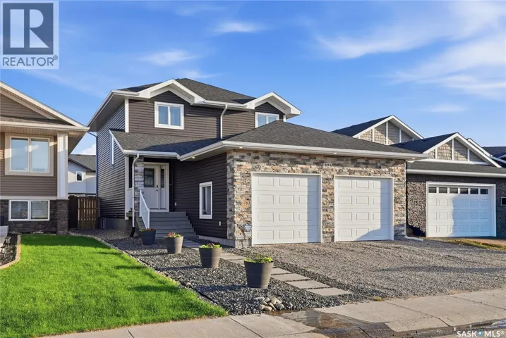 323 Cowan CRESCENT, Martensville, Saskatchewan S0K2T1