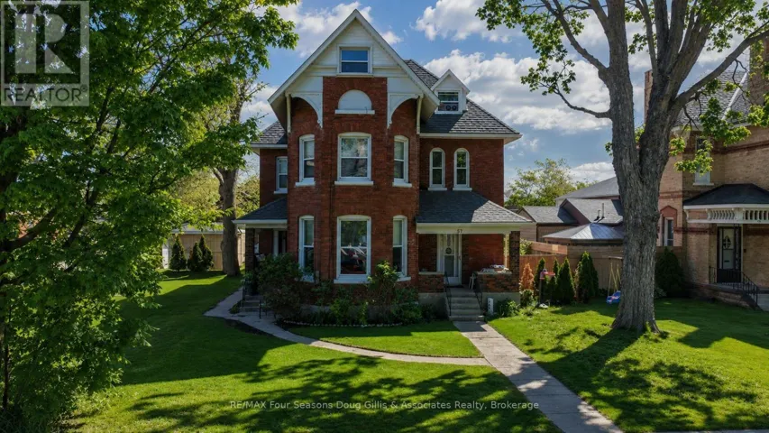 57 ELGIN STREET, Collingwood, Ontario L9Y3L6
