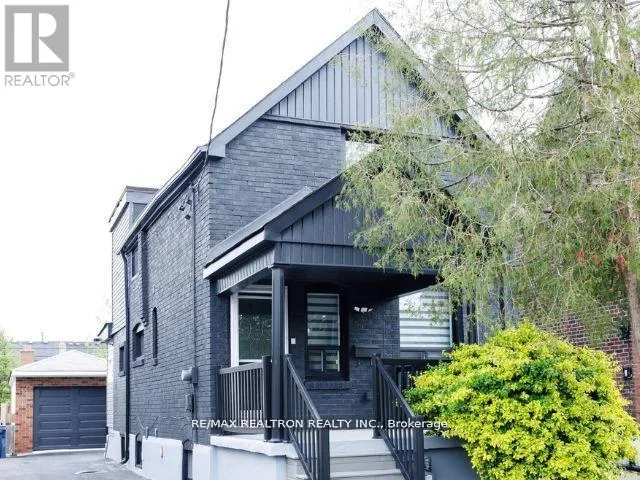 77 HATHERLEY ROAD, Toronto (Caledonia-Fairbank), Ontario M6E1V8