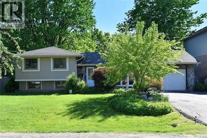 18 DENNIS Avenue, Waterdown, Ontario L9H7G2