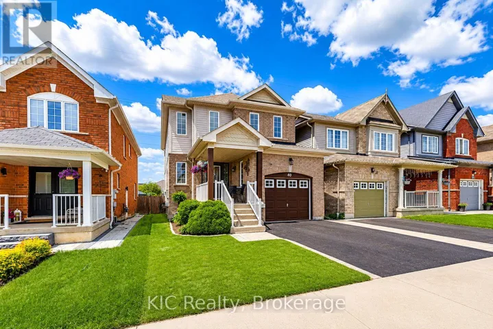 40 PUTTINGEDGE DRIVE, Whitby (Rolling Acres), Ontario L1R0H7