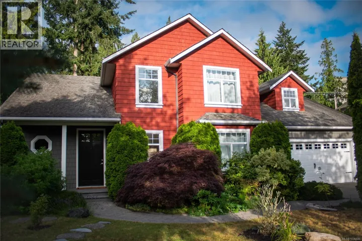 907 Savary Dr, Qualicum Beach, British Columbia V9K1R7