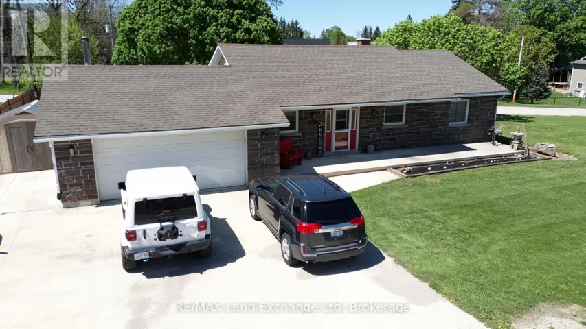 1041 MAIN STREET, Howick, Ontario N0G2X0