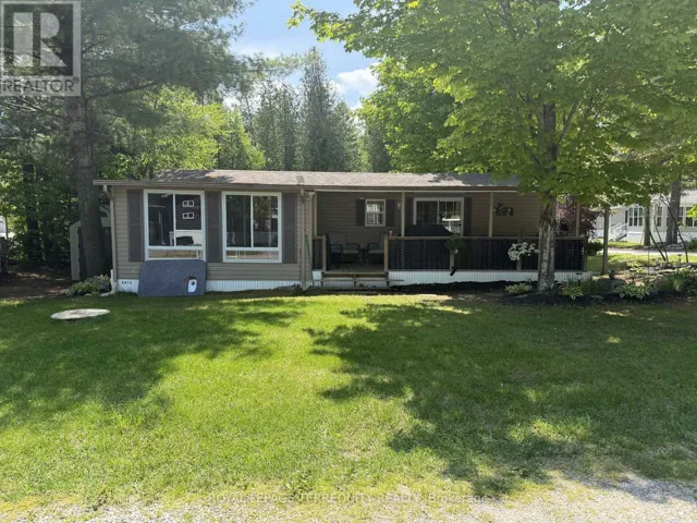 16 ROCKHAVEN, Selwyn, Ontario K0L2H0