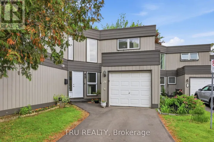 37 - 24 COMPATA WAY, Ottawa, Ontario K1B4W9