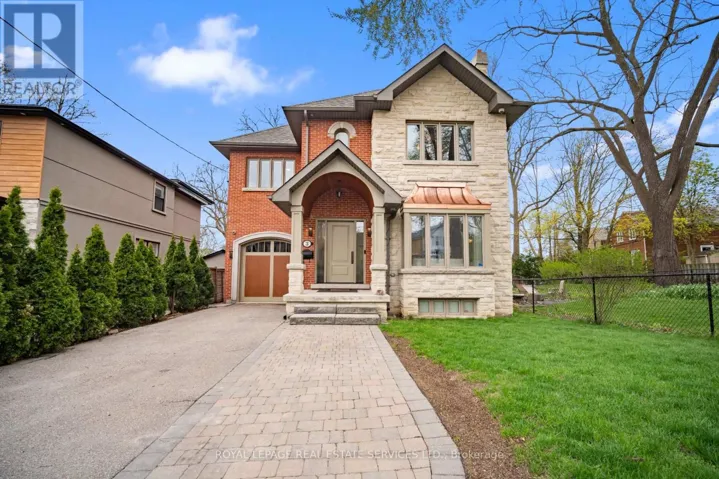 3 DONNYBROOK LANE, Toronto (Kingsway South), Ontario M9A2V2