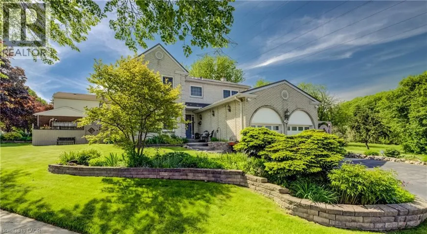 135 ROYAL ORCHARD Drive, Kitchener, Ontario N2N1S2