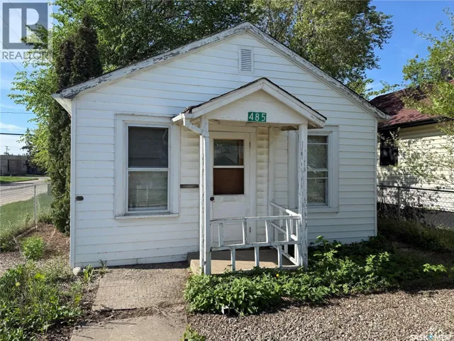 485 12th STREET E, Prince Albert, Saskatchewan S6V1C3