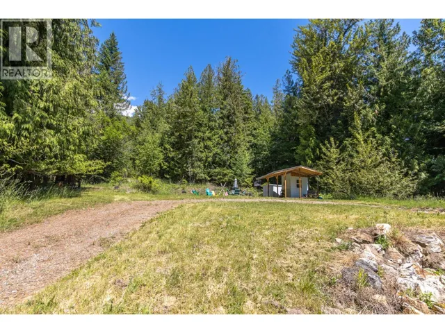 Sunnybrae Canoe Point Road Lot# 2, Tappen, British Columbia V0E2X1