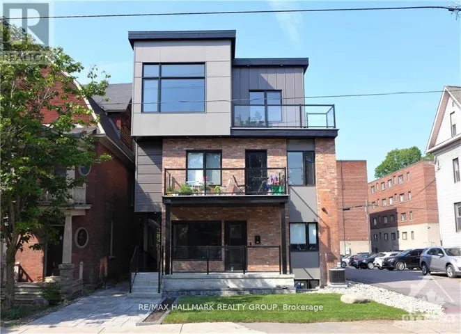 7 - 368 CHAPEL STREET, Ottawa, Ontario K1N7Z6
