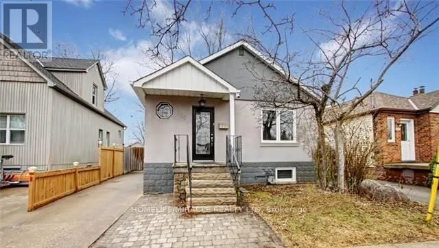 UPPER - 1058 ALEXANDRA AVENUE W, Mississauga (Lakeview), Ontario L5E1Z8