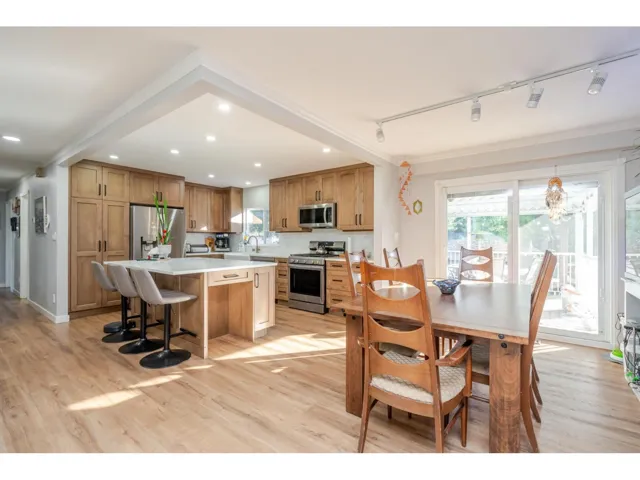 3924 205B STREET, Langley, British Columbia V3A2B3