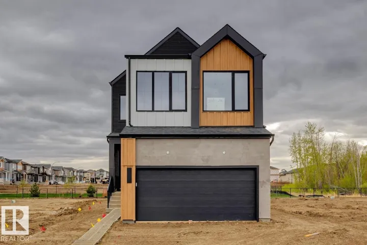 3019 5 AV SW, Edmonton, Alberta T6X1A5