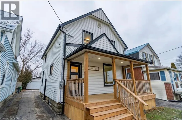 9 FOURTH Avenue, St. Thomas, Ontario N5R4G8