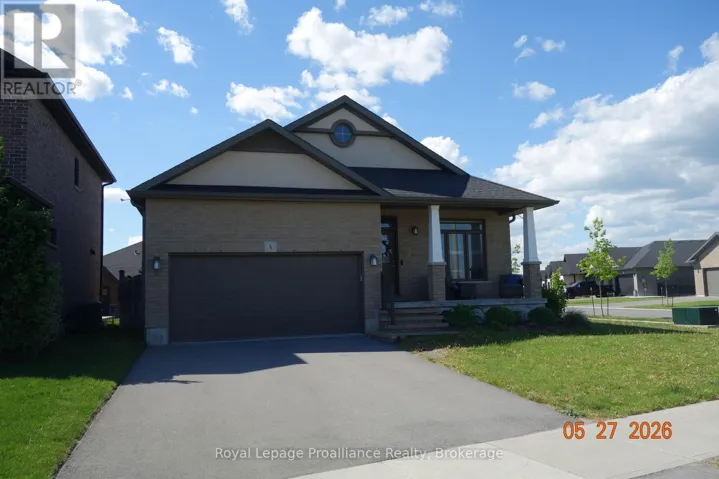 8 ABBOTT STREET, Belleville (Thurlow Ward), Ontario K8N0K4