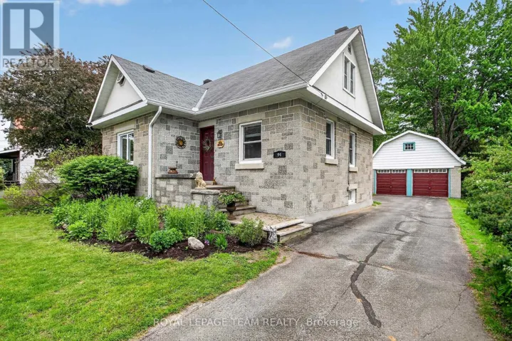 94 STRACHAN STREET, Ottawa, Ontario K0A2Z0