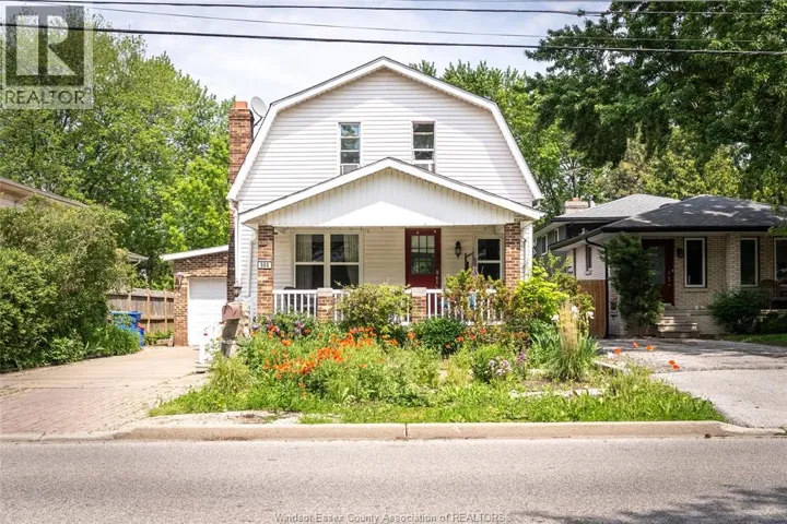 980 RIVERDALE AVENUE, Windsor, Ontario N8S4C3